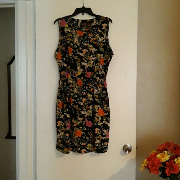 Speed Control Dresses & Skirts - Sleeveless summer dress